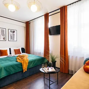 Aparthotel Estery12 