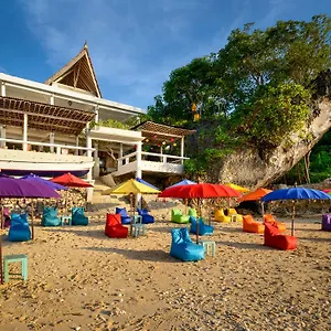 Affittacamere The Point Beach-front Balangan ****