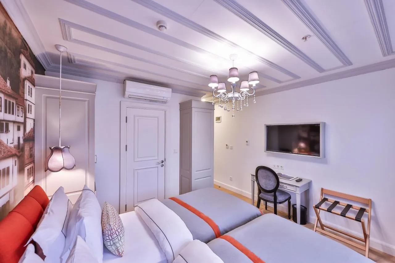 9 Doors Hotel Istanboel 2*,  Turkije